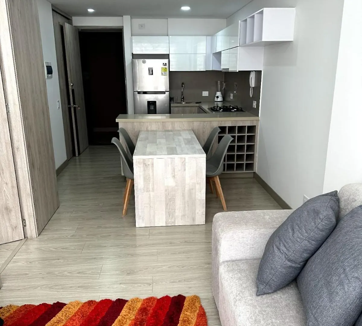Apartaestudio Amoblado Bogota Colombia